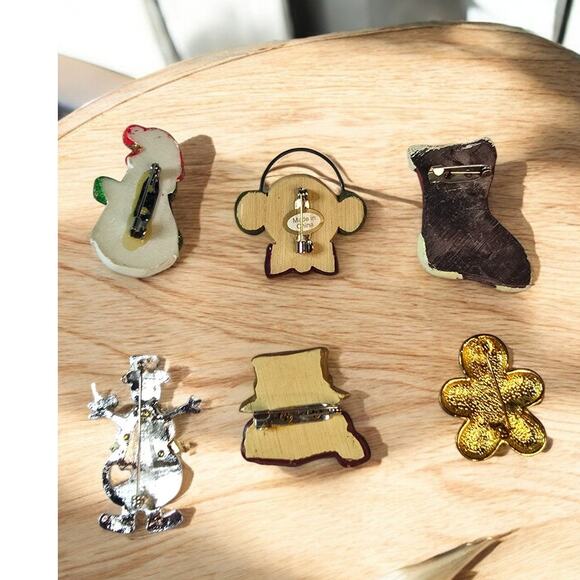 Christmas Holiday Bundle Lot of 6 Vintage Brooch Pins - Picture 6 of 7